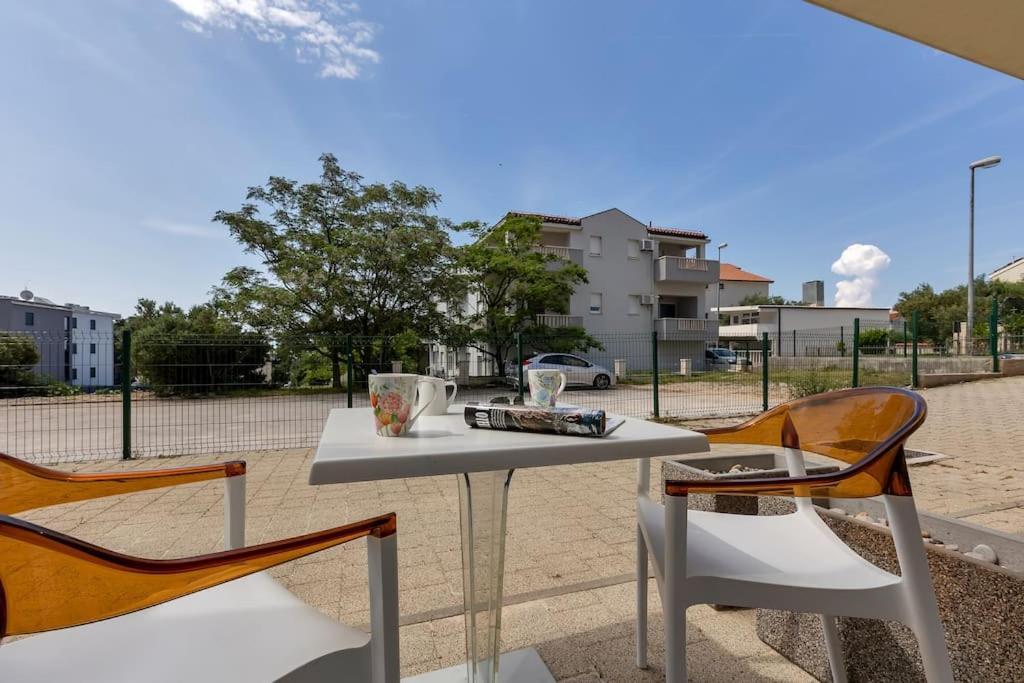 Brotis - Studioapartment - Makarska Exklusiv 普罗马尼亚 外观 照片