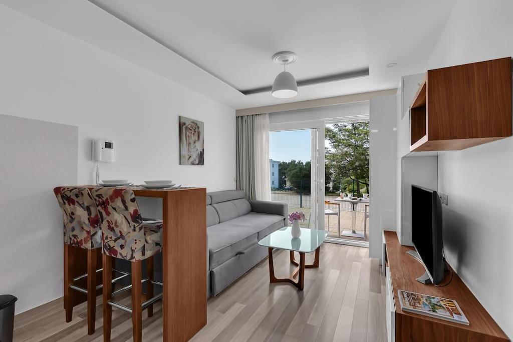 Brotis - Studioapartment - Makarska Exklusiv 普罗马尼亚 外观 照片