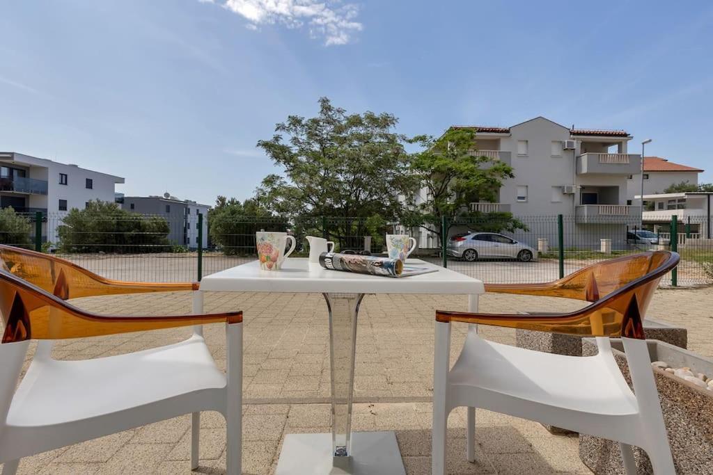 Brotis - Studioapartment - Makarska Exklusiv 普罗马尼亚 外观 照片